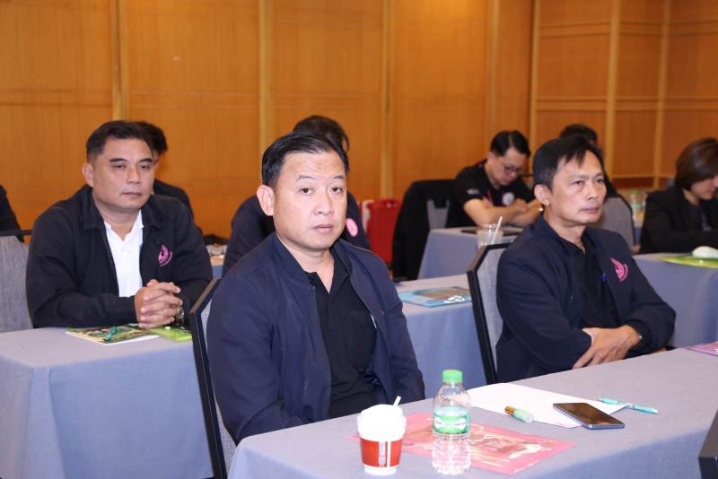 ปลัด พม. เป็นประธา�
