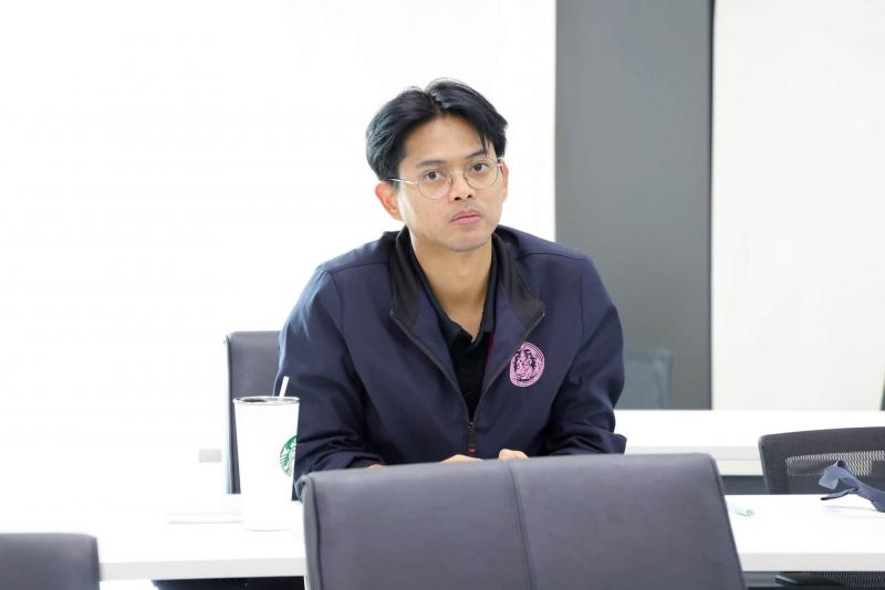 นางเตือนใจ คงสมบั�