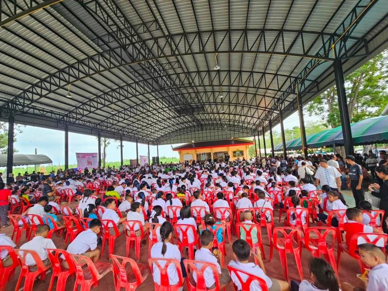 นางวาสนา ทองจันทร�