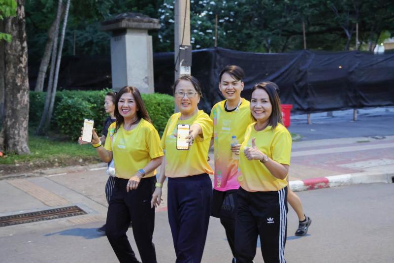 นางสาวนภาพร เมฆาผ�