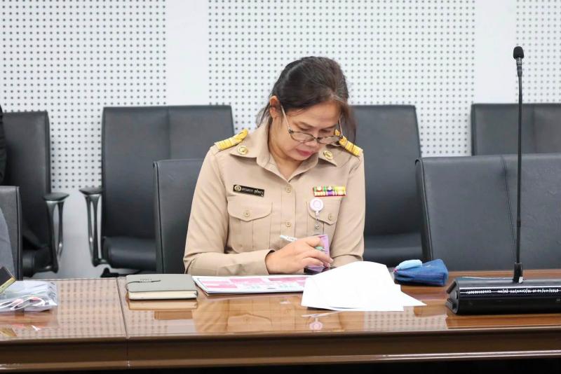 นางสาวสุนีย์ ศรีส�