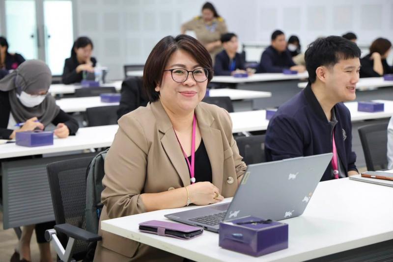 นางสาวสุนีย์ ศรีส�