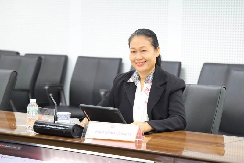 นางสาวสุนีย์ ศรีส�
