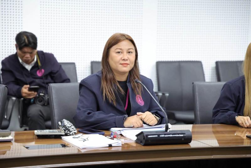 นางสาวสุนีย์ ศรีส�