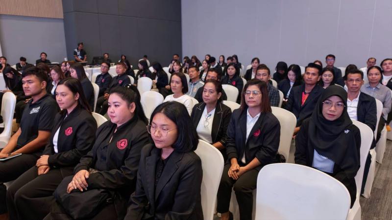 ปลัด พม. เป็นประธา�
