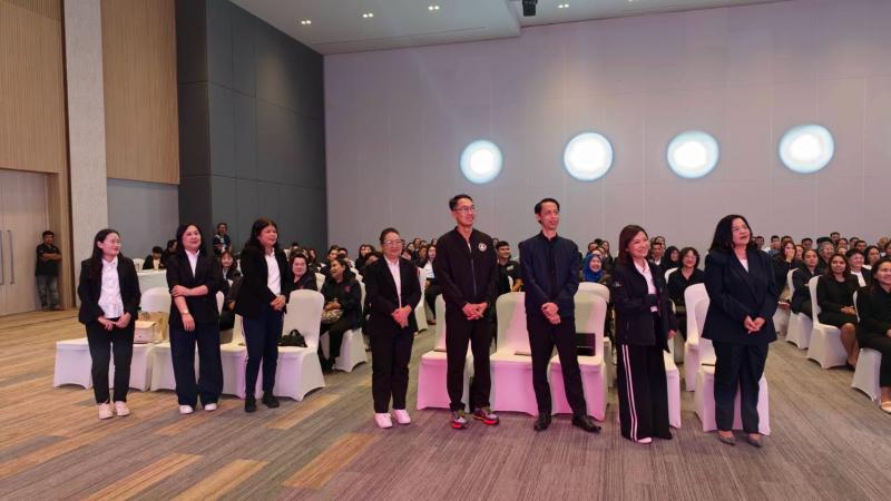 ปลัด พม. เป็นประธา�