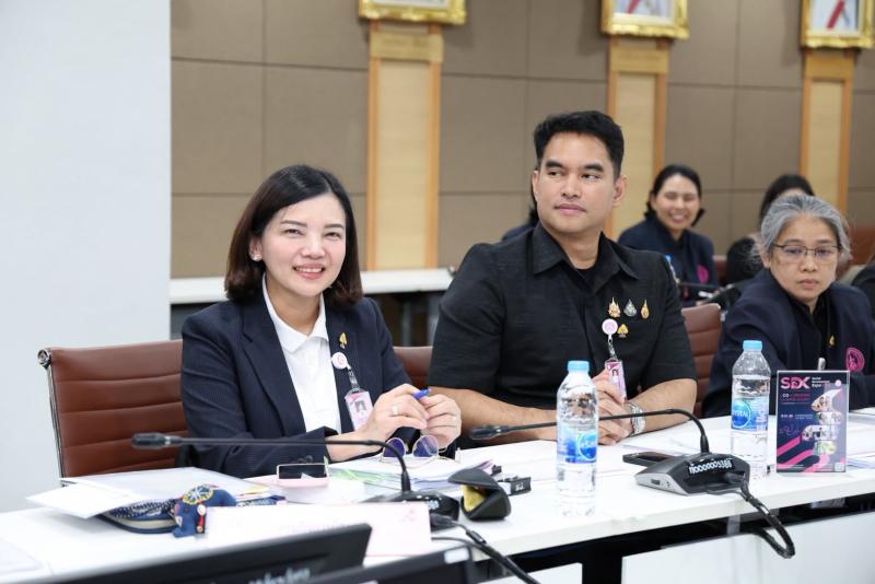 ปลัด พม. เป็นประธา�