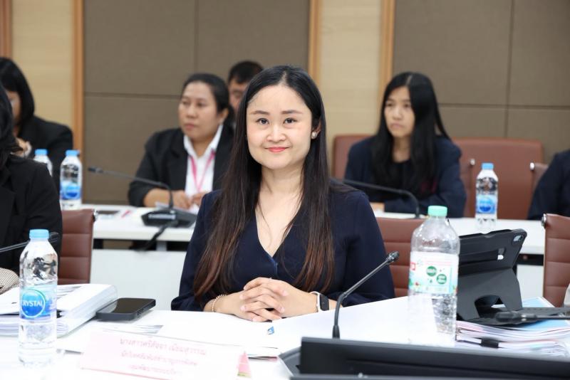 ปลัด พม. เป็นประธา�