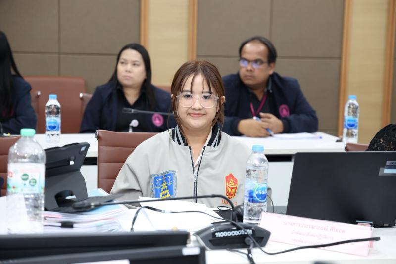 ปลัด พม. เป็นประธา�