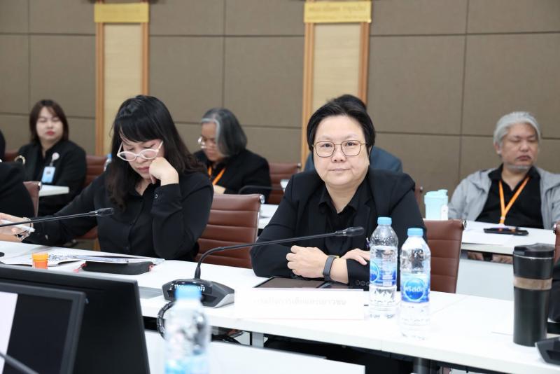 ปลัด พม. เป็นประธา�