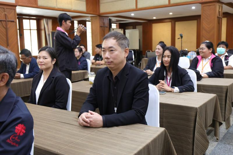 นางสาวสุนีย์ ศรีส�
