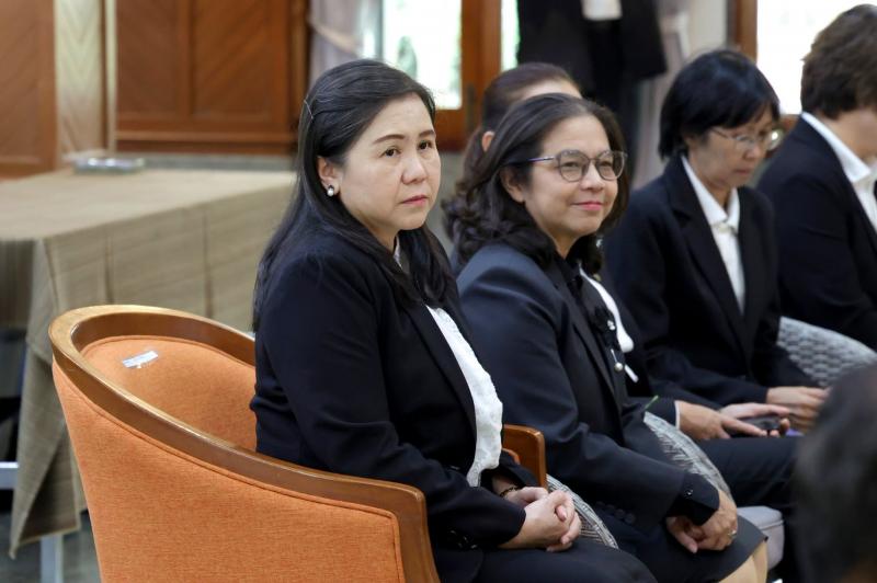 นางสาวสุนีย์ ศรีส�