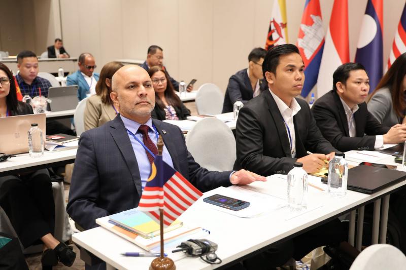 ปลัด พม. เป็นประธา�