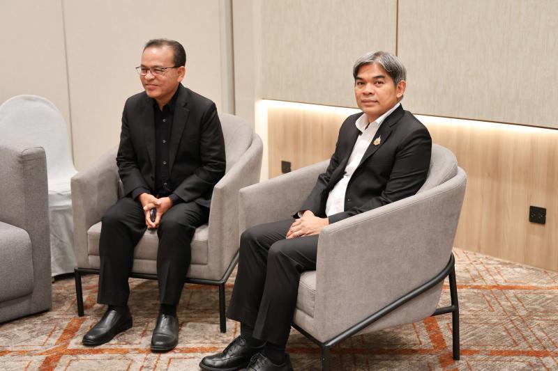 ปลัด พม. เป็นประธา�