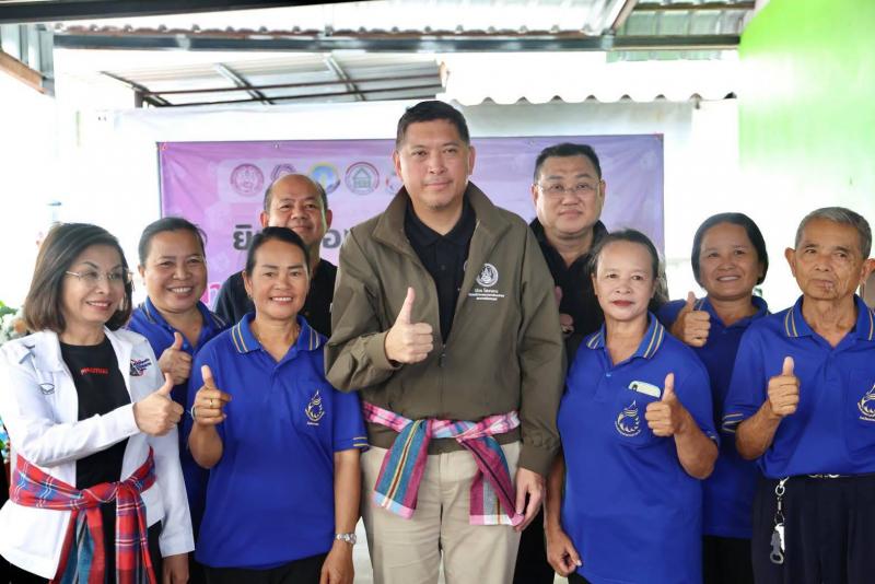 "นิกร โสมกลาง" น