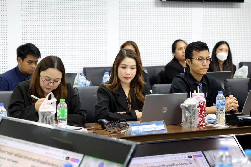 นางสาวสุนีย์ ศรีส�