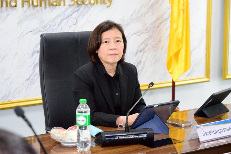 นางสาวสุนีย์ ศรีส�