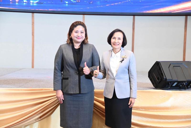 นางวาสนา ทองจันทร�