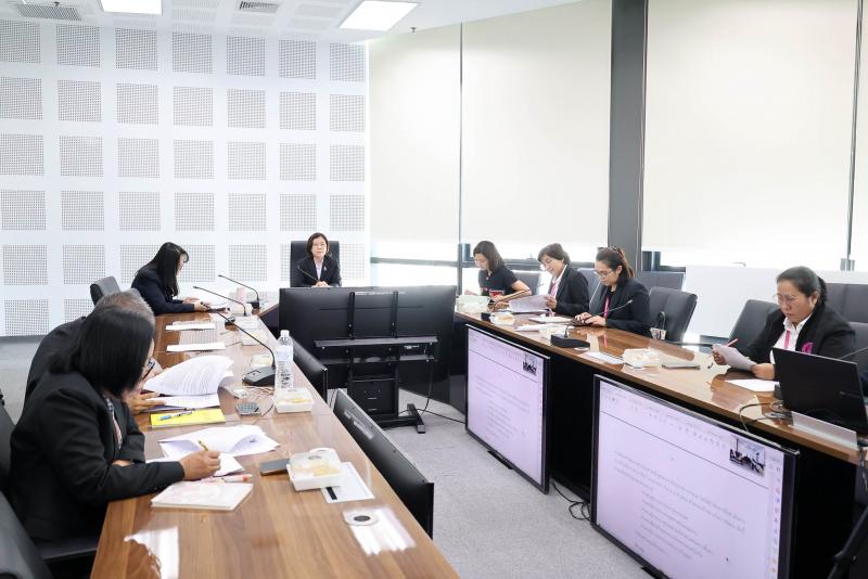 นางสาวสุนีย์ ศรีส�