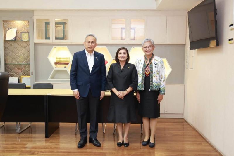 นายกันตพงศ์ รังษี�