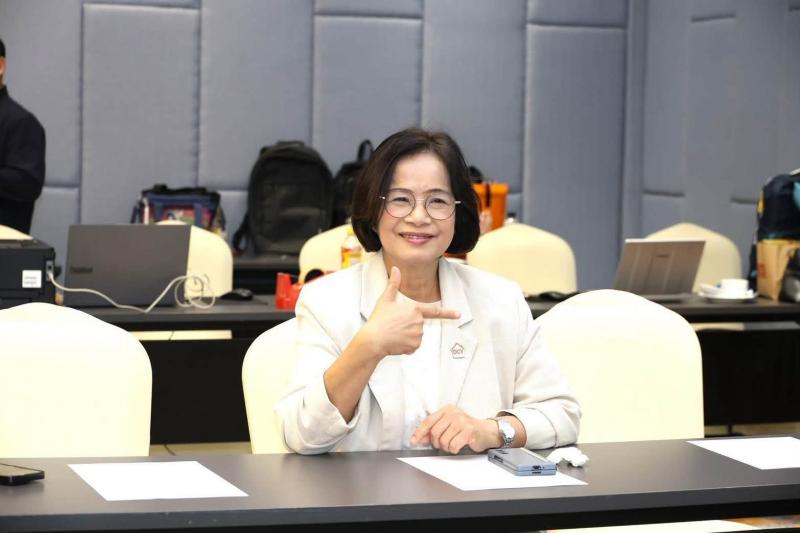 นายกิตติ อินทรกุล 