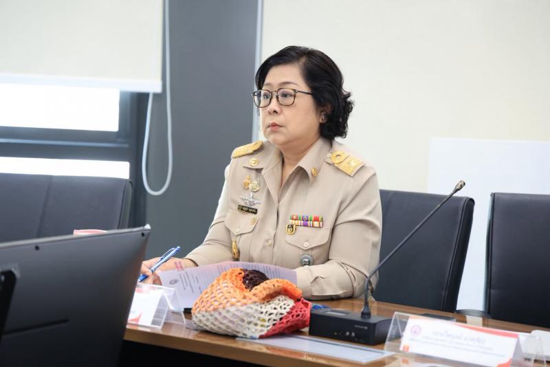 นางสาวสุนีย์ ศรีส�