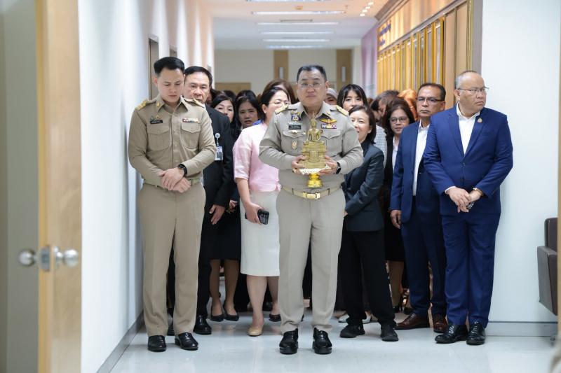 นายโชคชัย วิเชียร�