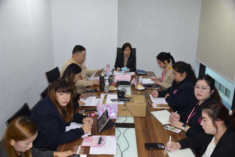 นางสาวสุนีย์ ศรีส�