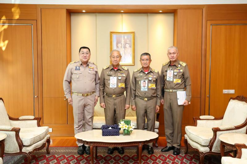 ปลัด พม. พร้อมคณะ เ�