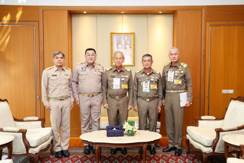 ปลัด พม. พร้อมคณะ เ�