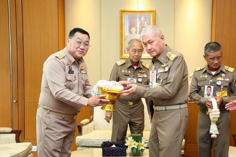 ปลัด พม. พร้อมคณะ เ�