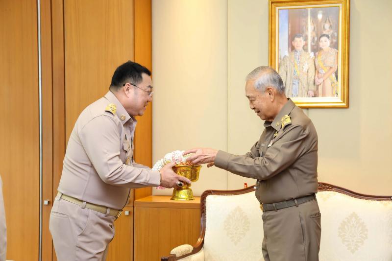 ปลัด พม. พร้อมคณะ เ�