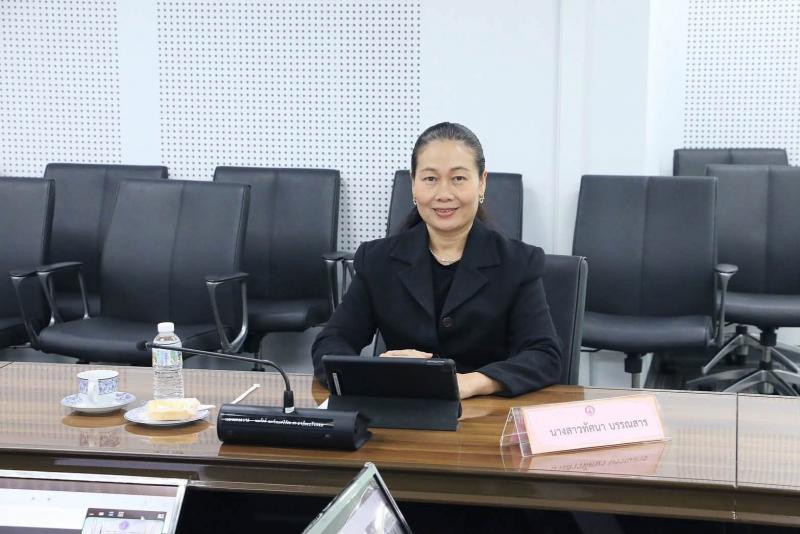 นางสาวสุนีย์ ศรีส�
