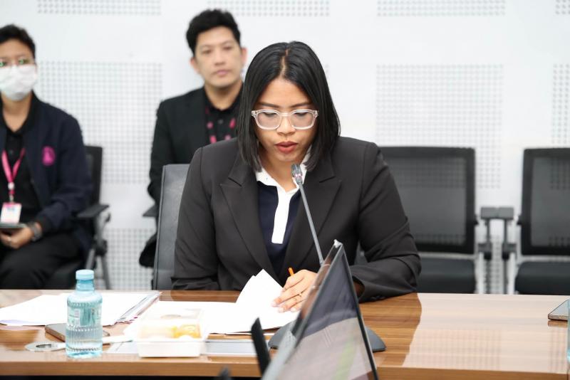 นางสาวสุนีย์ ศรีส�