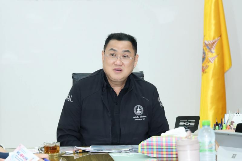 นายโชคชัย วิเชียร�