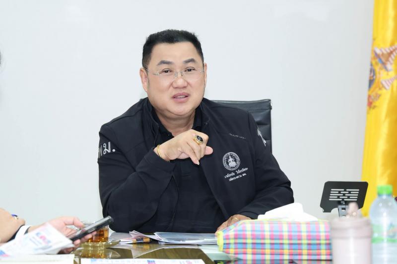 นายโชคชัย วิเชียร�