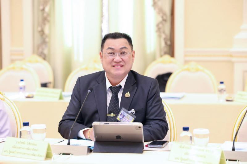 นายโชคชัย วิเชียร�