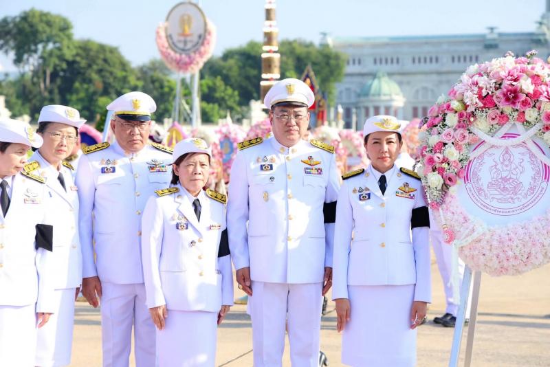 คณะผู้บริหารกระท�