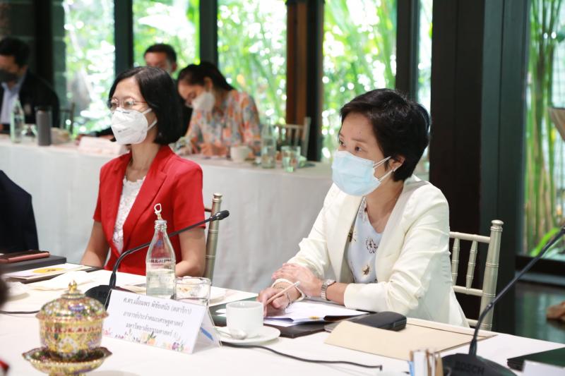 รองปลัดพม.ประชุมเ�