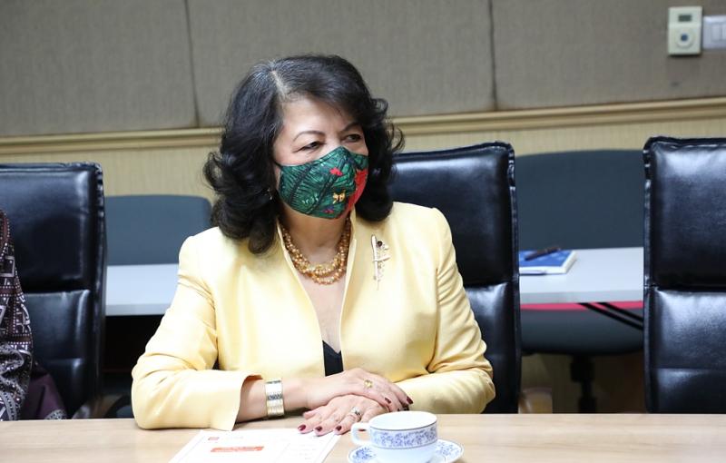 รมว.พม.ให้การต้อนร