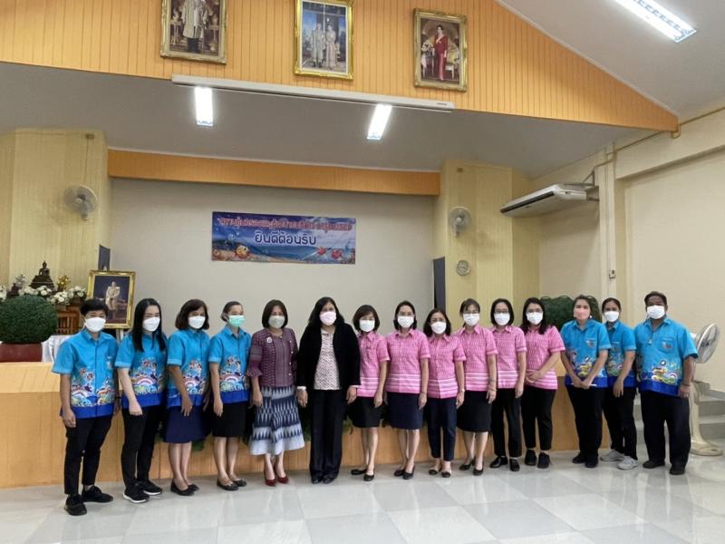 ผต.พม.พบผู้ว่าราชก