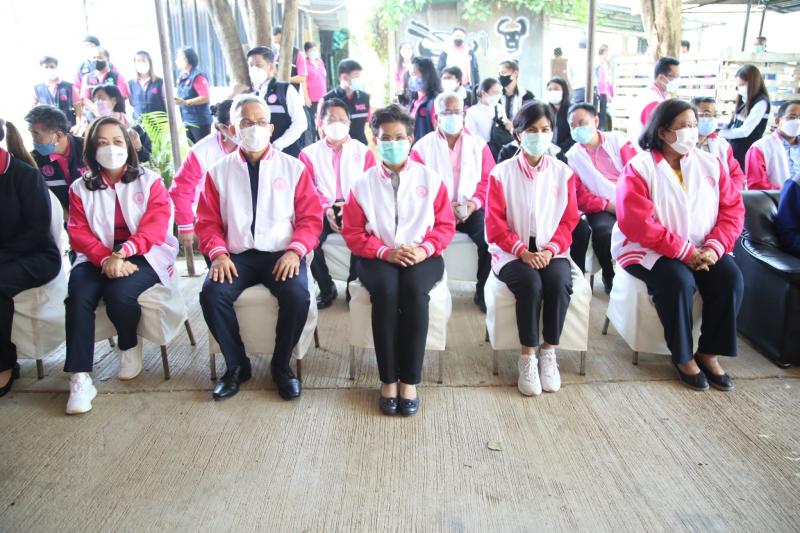 ปลัดพม.พร้อมด้วยค�