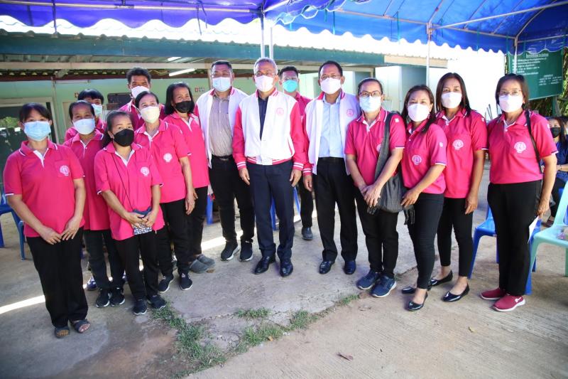 ปลัดพม.พร้อมด้วยค�