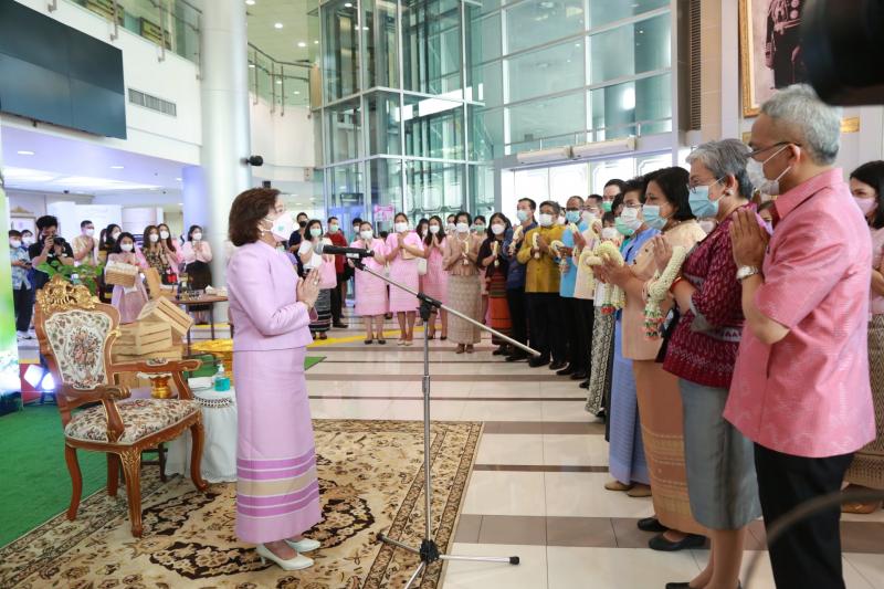 ปลัดพม. ให้ผู้บริห