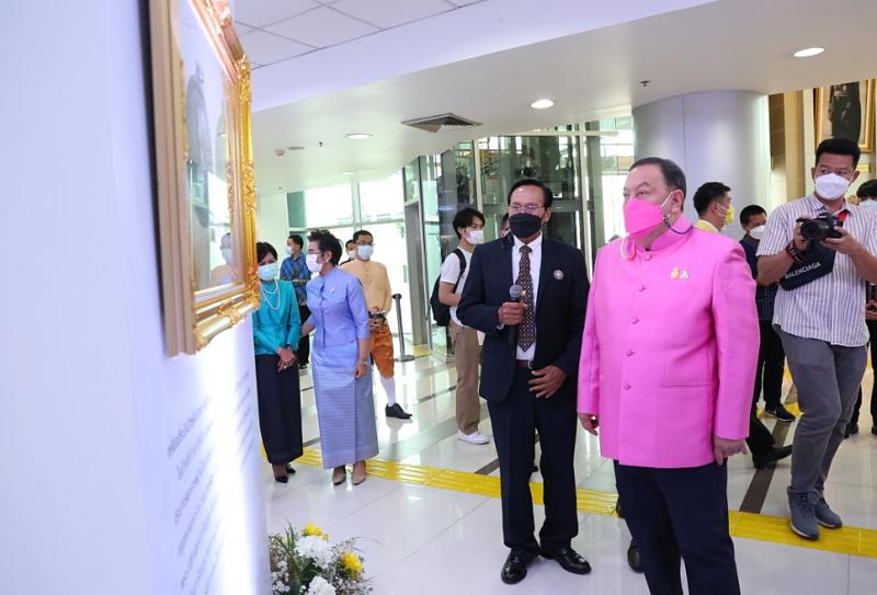 รมว.พม.ประธานในพิธ