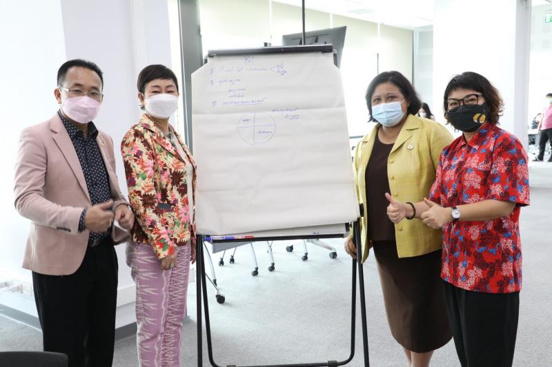 รองปลัดพม.พร้อมด้�