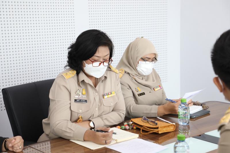 รองปลัดพมเป็นประ�