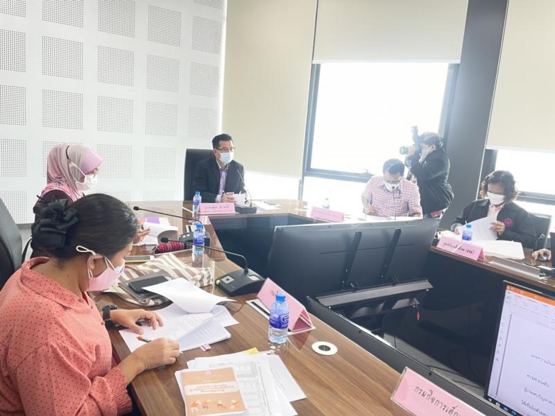 รองปลัดพมเป็นประ�