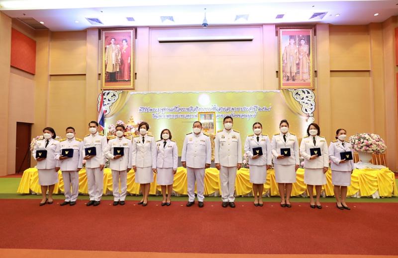 รมว.พม. เป็นประธาน�