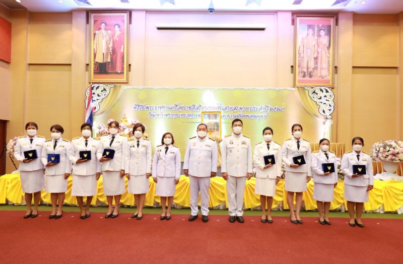 รมว.พม. เป็นประธาน�